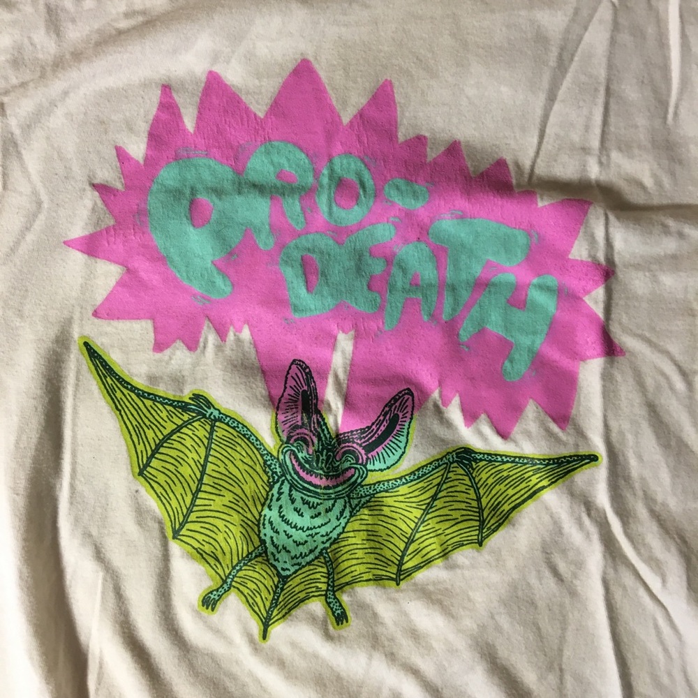 Bat t-shirt! - Picture 1 of 2